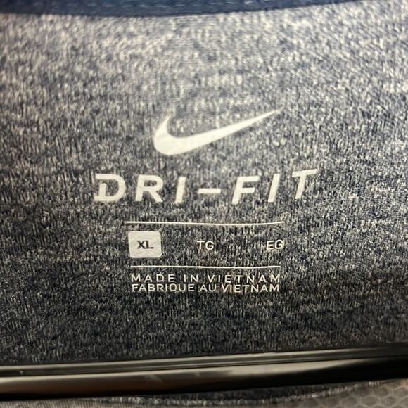 Nike Pullover - Men’s XL - Picture 2 of 5